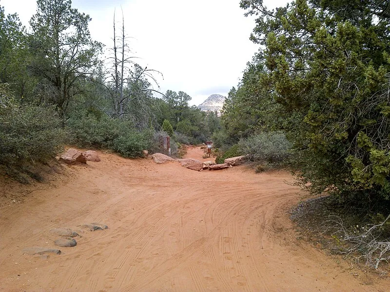 Long Canyon Trailhead, Yavapai