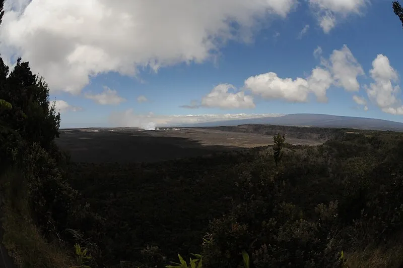 Eruption Viewing From Kūpinaʻi Pali, Hawaiʻi Volcanoes NP